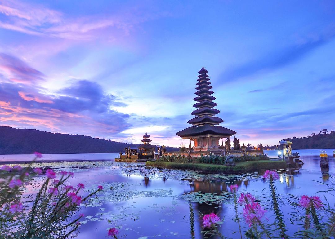 Ulun Danu Beratan Temple in Bedugul, Bali, a tranquil and iconic destination featured in Bali Tour packages